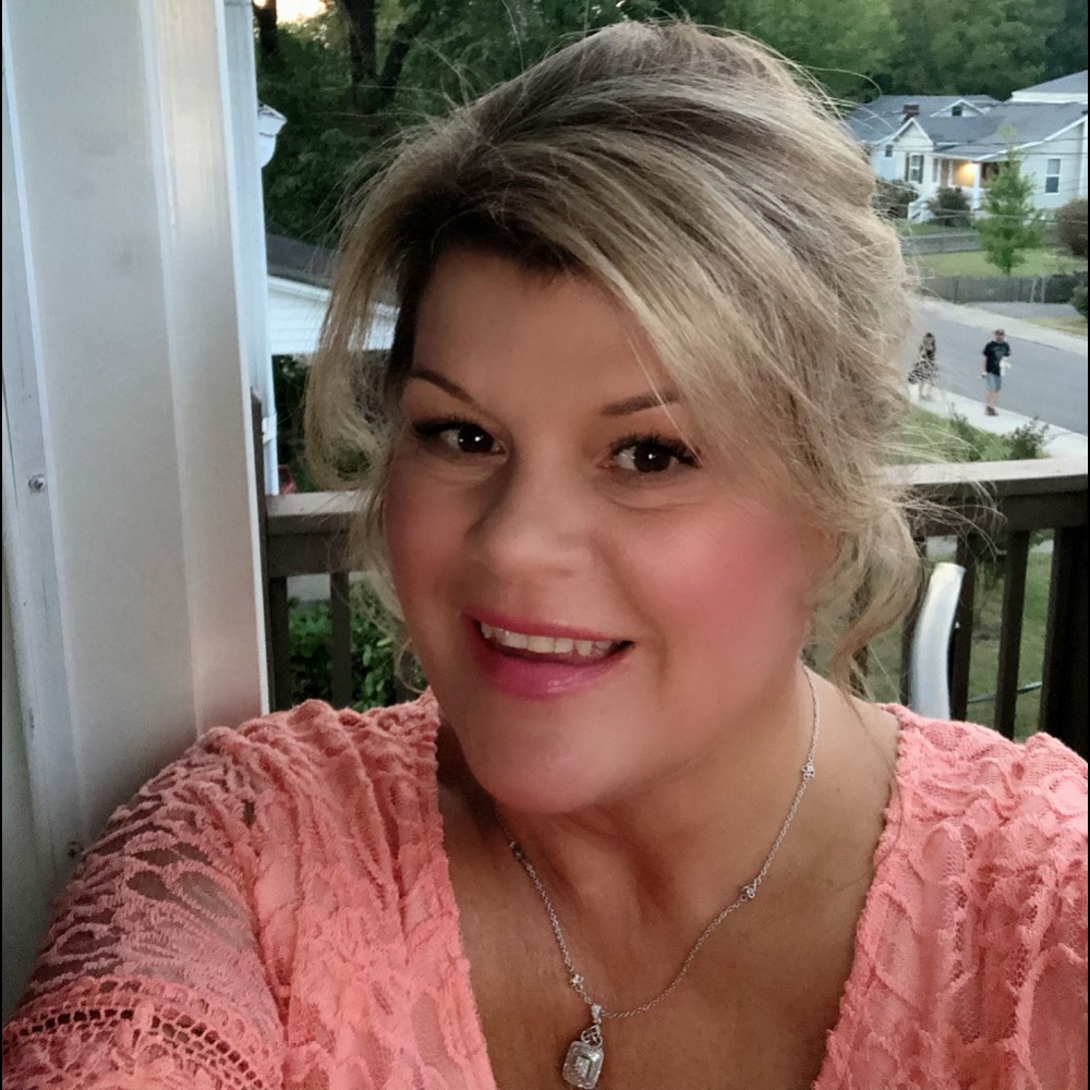 Meet your Posher, GiGi
